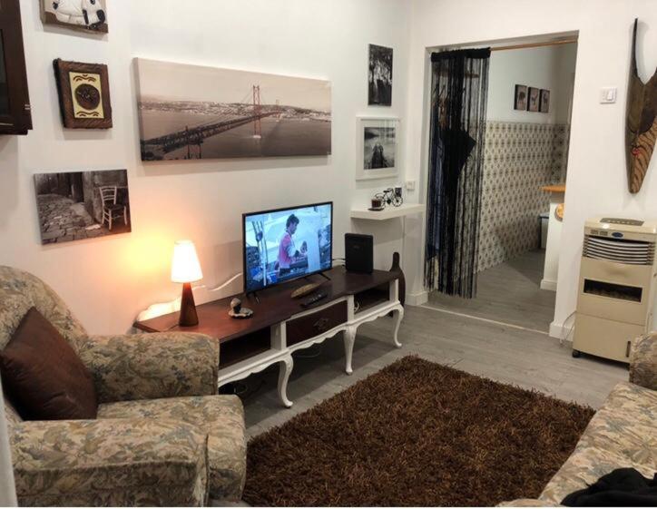 Grandma'S House In Lisbon Villa โอดิเวลัส ภายนอก รูปภาพ